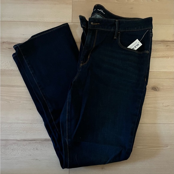 Old Navy Midrise Bootcut jeans - Picture 5 of 6